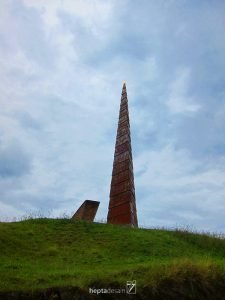 Tugu Simatupang (1)